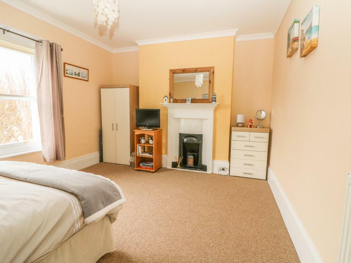 Saltwood Apartment Eastbourne Bagian luar foto
